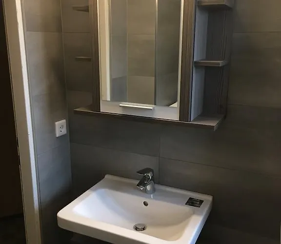 Stepanek By Hermann Weiss *